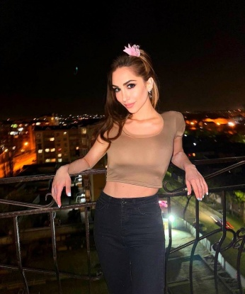 Анкета проститутки Юлия - город Оса, 23 года, №15656